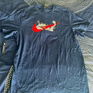 Nike Men’s T-Shirt